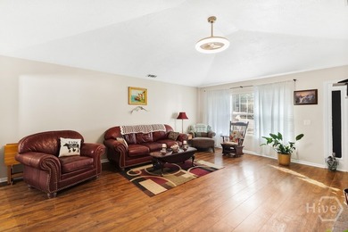 Filled with natural light and designed for comfortable living - photo 6