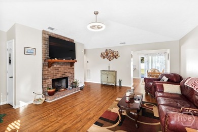 Filled with natural light and designed for comfortable living - photo 8