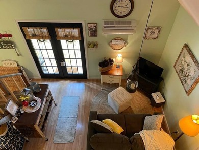 Cozy cottage located at Lake Malone !! This rare find has 3 - photo 20