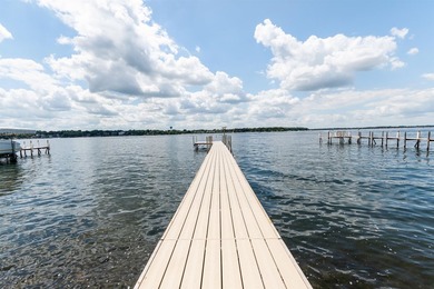 Welcome to an extraordinary lakeside retreat on the coveted - photo 9