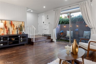 Embedded in the desirable, tree-lined streets of Los Angeles' - photo 37