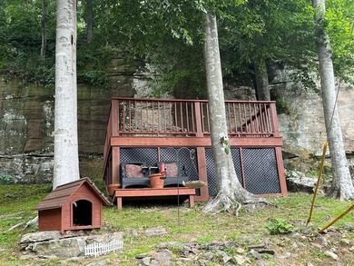 Cozy cottage located at Lake Malone !! This rare find has 3 - photo 40