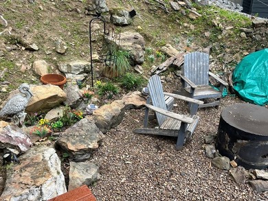 Cozy cottage located at Lake Malone !! This rare find has 3 - photo 42