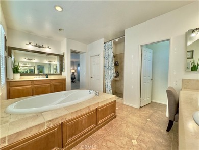 BACK ON THE MARKET AND APPRAISED AT $601K!! BUYER UNABLE TO - photo 43