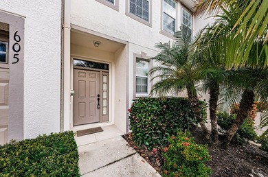 (private lake, pond, coastal) Townhome/Townhouse For Sale in St. Petersburg Florida