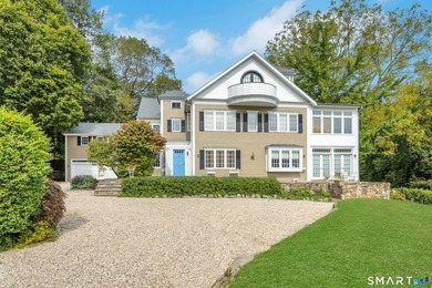 A RARE property. The 28- year owners lovingly restored their - photo 2