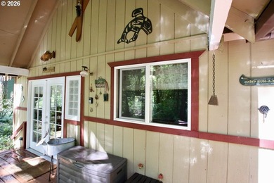Welcome to this beautifully maintained and thoughtfully updated - photo 5