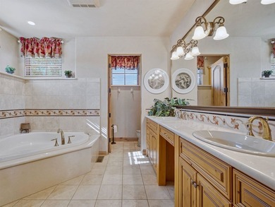 Huge price reduction as Seller has excluded the vacant lots on - photo 7