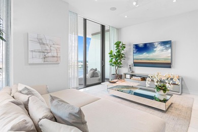DIRECT WATERFRONT at The Bristol, showcasing breathtaking - photo 9