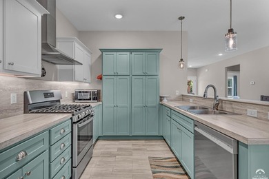 A beautifully designed ranch home located on a spacious lot in - photo 15