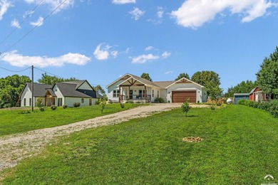 A beautifully designed ranch home located on a spacious lot in - photo 31