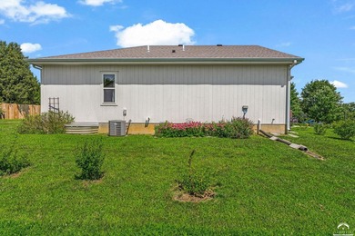A beautifully designed ranch home located on a spacious lot in - photo 33