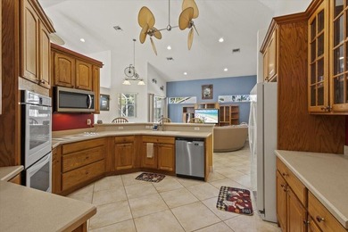 624 SQ FT Additional CBS structure on the property. Thoughtfully - photo 4