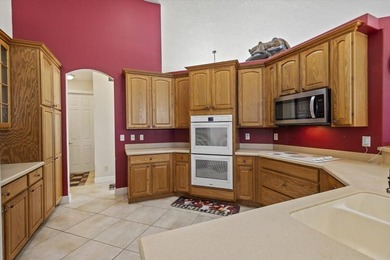 624 SQ FT Additional CBS structure on the property. Thoughtfully - photo 5