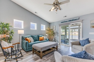 Beautifully maintained 3-bedroom, 2 bath duet style home - photo 7