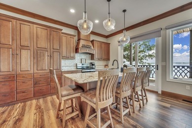 An amazing home on Smiths Bay on West Lake Okoboji! This - photo 2