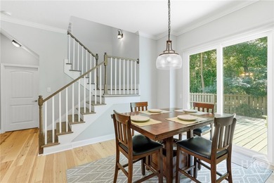 What a gem! On half an acre, this coastal cottage has all you - photo 4