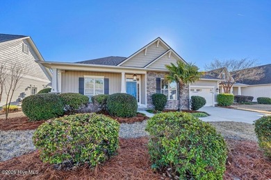 This 3 bedroom, 2 bath home in Compass Pointe offers over 1,600 - photo 2