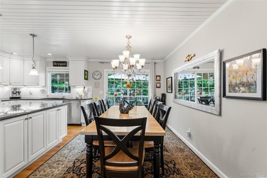 Beautifully renovated Split Level homes in the sought-after - photo 13
