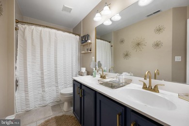 MOVE RIGHT IN, this spacious and contemporary four-bedroom home - photo 34