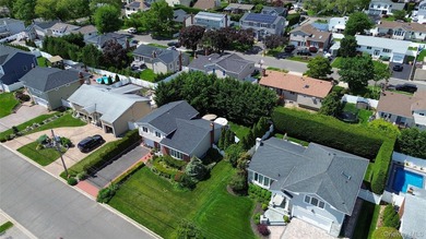 Beautifully renovated Split Level homes in the sought-after - photo 36