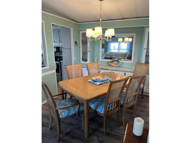55 plus retirement community offers a list of amenities - photo 2