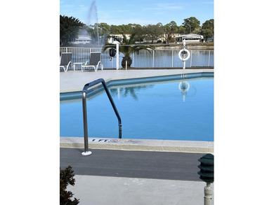 55 plus retirement community offers a list of amenities - photo 7