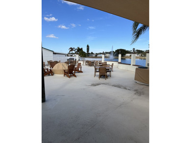 55 plus retirement community offers a list of amenities - photo 8