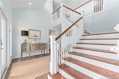 Stunning, Fully Updated 2-Story Home in the Prestigious Yacht & - photo 15
