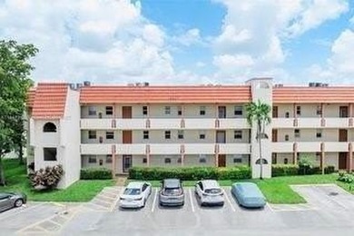 Very beautiful 2 bedroom 2 bathroom condo completely updated - photo 15