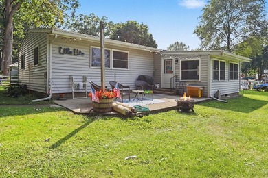 Welcome to this charming, turn key move-in-ready channel front - photo 20