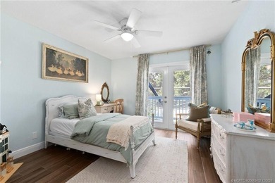 Stunning, Fully Updated 2-Story Home in the Prestigious Yacht & - photo 20