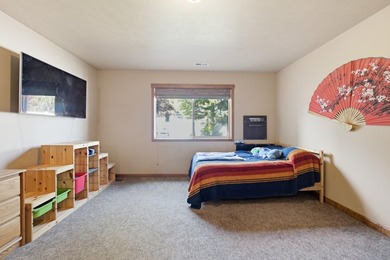 Welcome to this beautiful home in the gated community of Shelley - photo 22