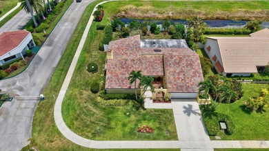 Renovated 2 bedroom, 2.5 bathroom garden paradise on a desirable - photo 27