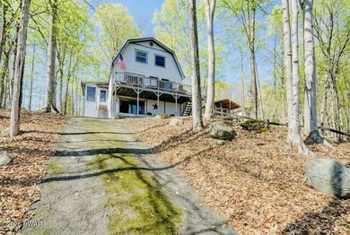 Welcome to this beautifully situated 3-bedroom, 2-bath home - photo 9