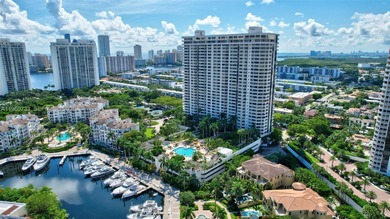 Little Maule Lake Condo For Sale in Aventura Florida
