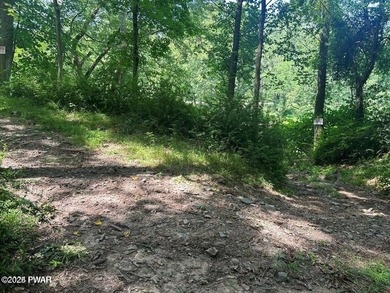 WAKE TO STUNNING RIVER VIEWS EVERY DAY! 1 acre Lot with Stunning - photo 10
