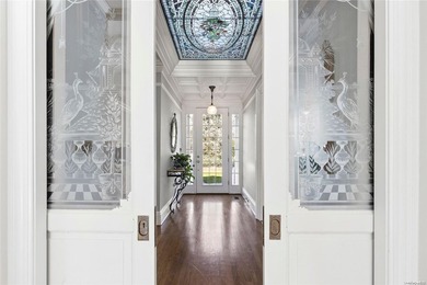 Elegance Meets Modern Comfort in This Waterfront Compound Estate - photo 11