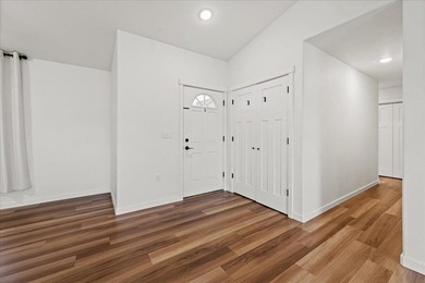 Stunning open-concept ranch in the City of North Pole, this one - photo 3