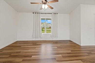 Stunning open-concept ranch in the City of North Pole, this one - photo 5