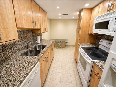 True oceanfront Miami Beach living with direct Atlantic Ocean - photo 15