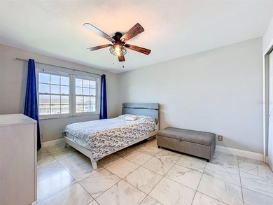 Nestled directly on the Dunedin Causeway, this stunning - photo 24