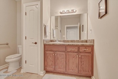 Welcome to this beautifully designed 2-bedroom, 2-bathroom - photo 24