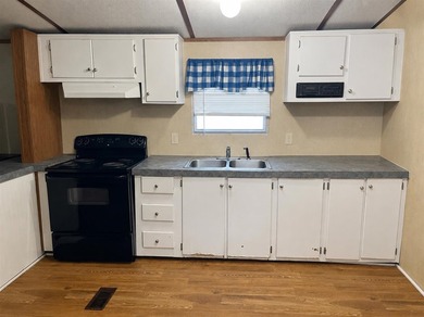 3 bed, 2 bath mobile home on just under 7 acres near Lake Malone - photo 7