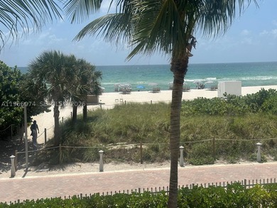 True oceanfront Miami Beach living with direct Atlantic Ocean - photo 30