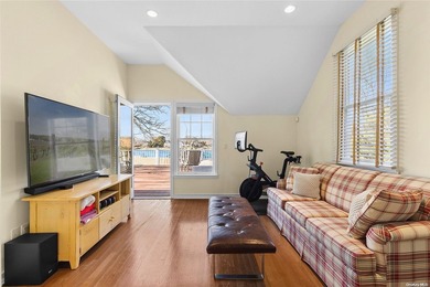 Elegance Meets Modern Comfort in This Waterfront Compound Estate - photo 33