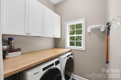 Beautifully Updated Ranch Home / 1.7 Private Acres (double lots) - photo 36