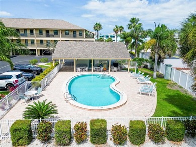Nestled directly on the Dunedin Causeway, this stunning - photo 39