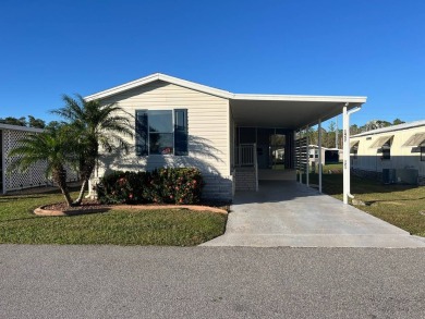 (private lake, pond, creek) Home For Sale in Sebring Florida