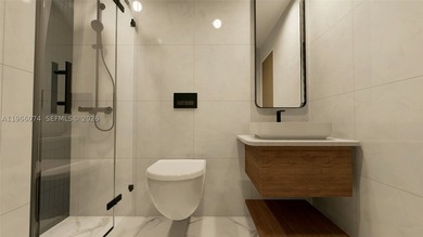 True oceanfront Miami Beach living with direct Atlantic Ocean - photo 42